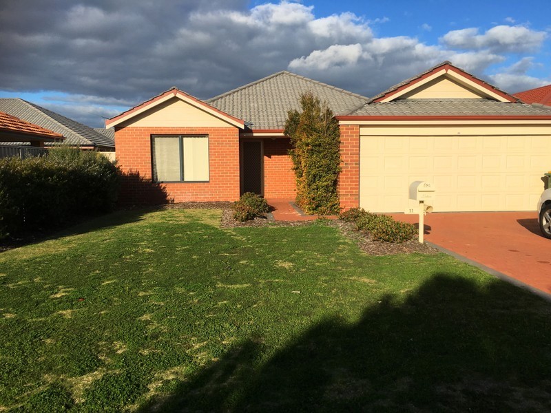 11 Springdale Boulevard, Secret Harbour WA 6173