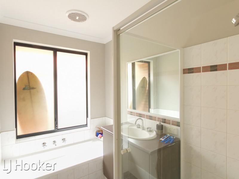 11 Springdale Boulevard, Secret Harbour WA 6173