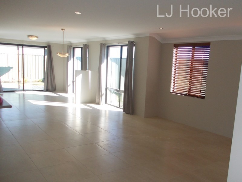 14 Mountain Cove, Baldivis WA 6171