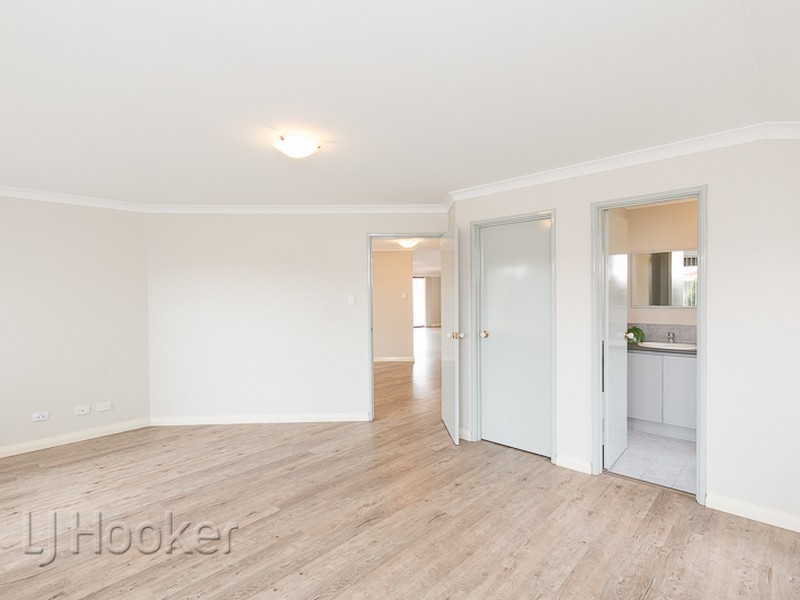 22 Alicante Mews, Secret Harbour WA 6173