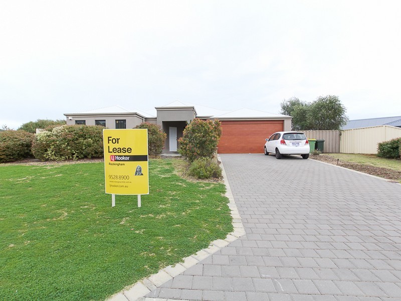 4 Champlain Road, Secret Harbour WA 6173