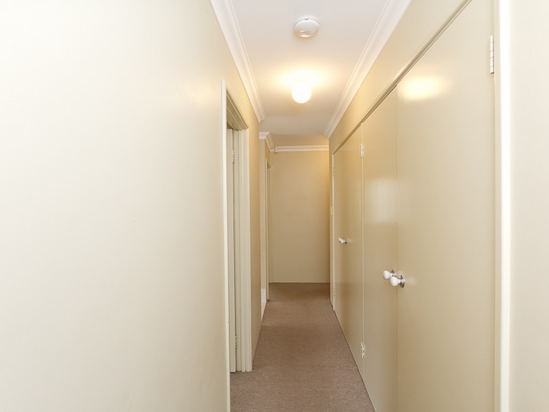 4 Champlain Road, Secret Harbour WA 6173