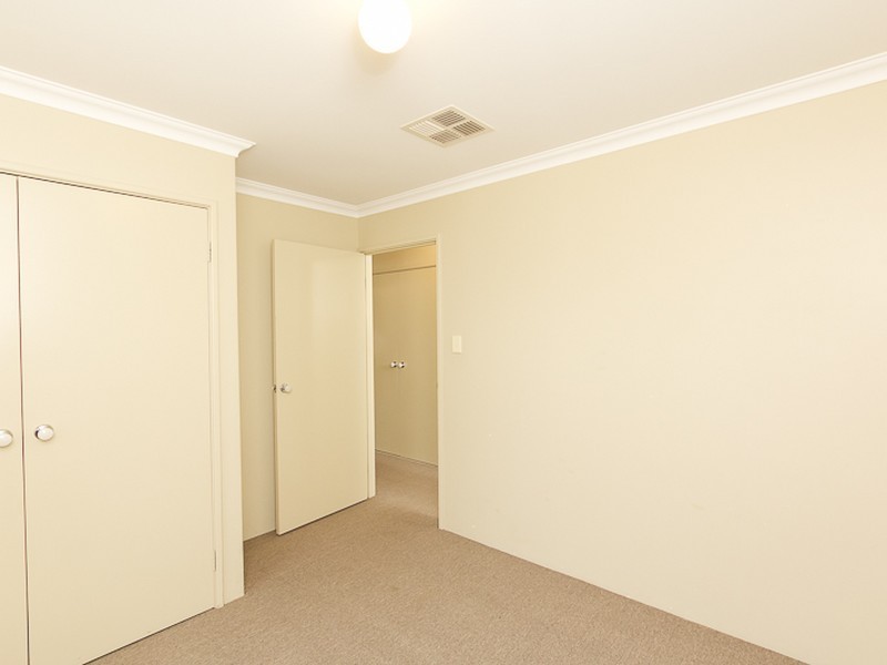 4 Champlain Road, Secret Harbour WA 6173