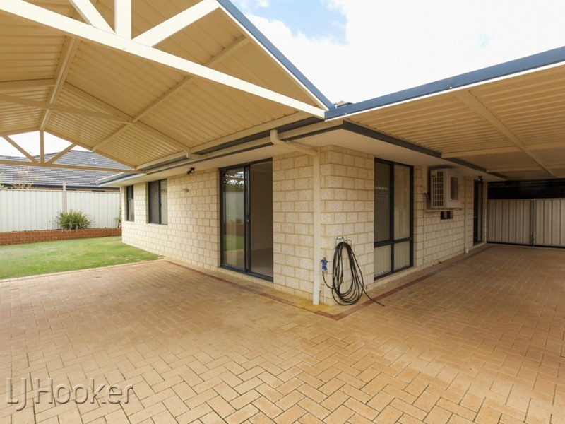 1A Lombadina Parade, Secret Harbour WA 6173