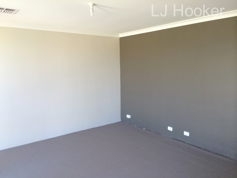 7 Plymouth Way, Waikiki WA 6169