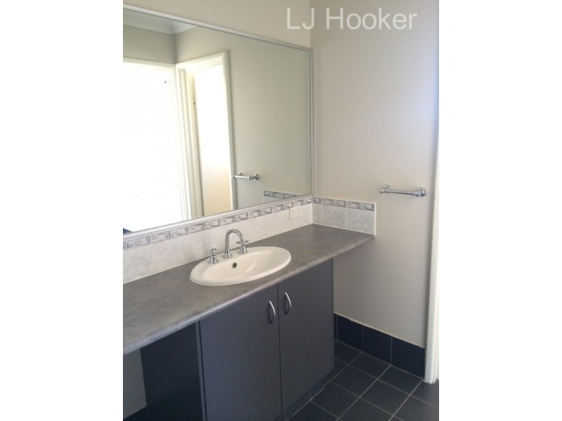 7 Plymouth Way, Waikiki WA 6169