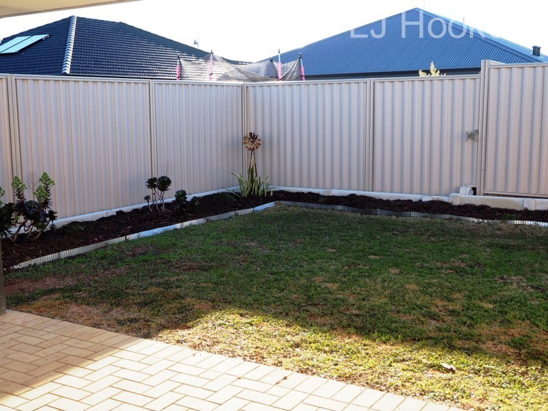 12 Jims Crescent, Secret Harbour WA 6173