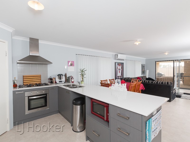 17 Furnivall Parade, Baldivis WA 6171