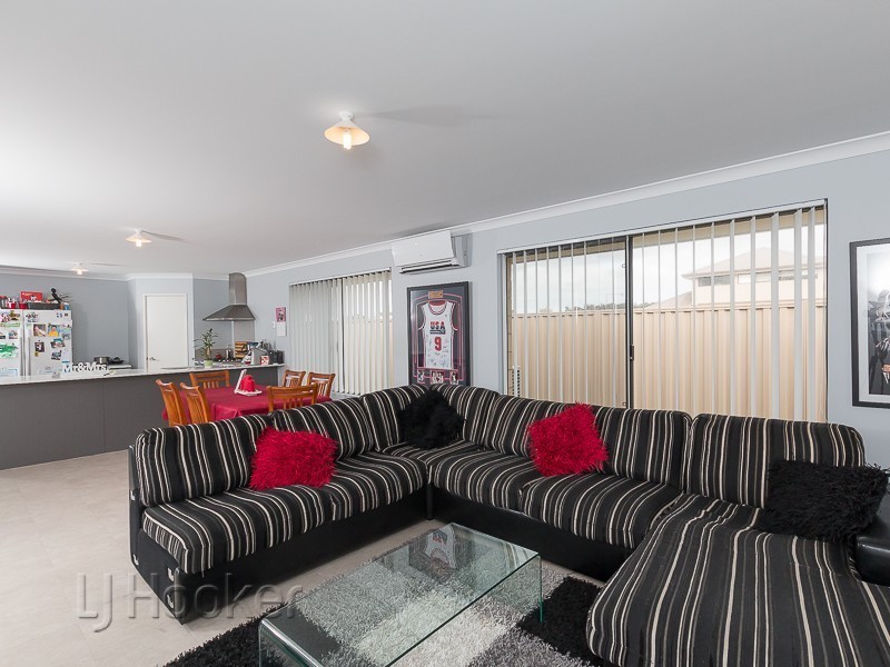 17 Furnivall Parade, Baldivis WA 6171