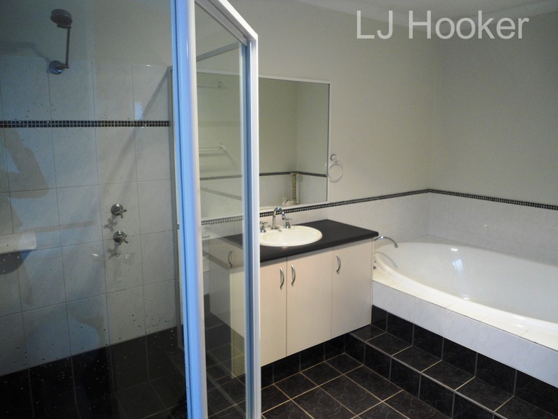 15 Ficifolia Brace, Baldivis WA 6171