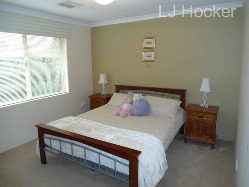 15 Ficifolia Brace, Baldivis WA 6171