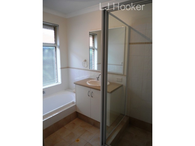 15 Ficifolia Brace, Baldivis WA 6171