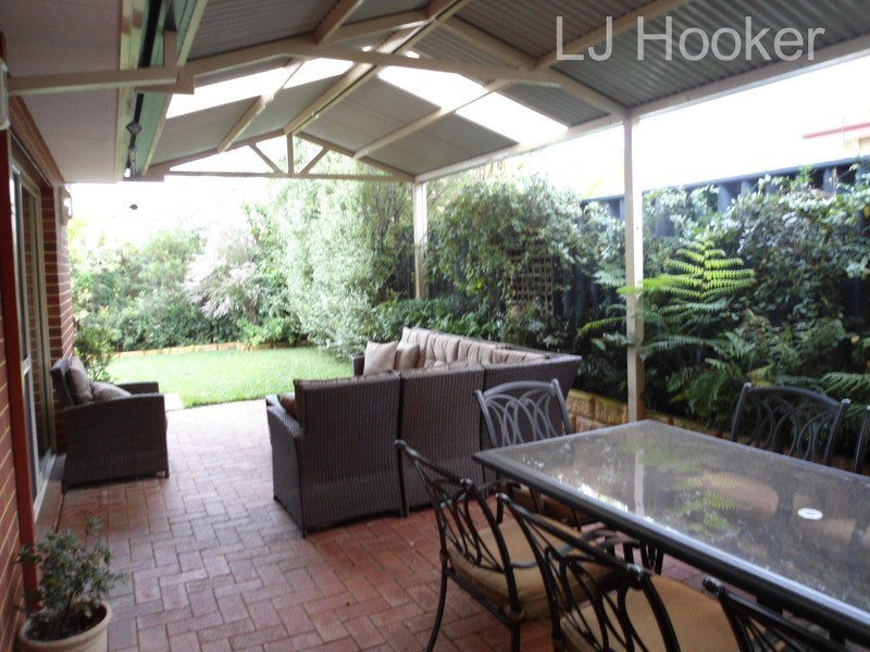 15 Ficifolia Brace, Baldivis WA 6171