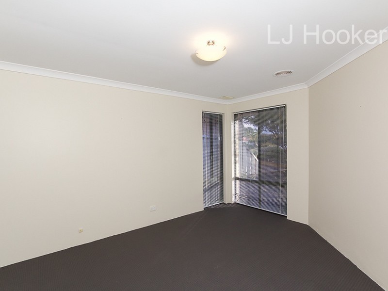 9 Montmartre Green, Port Kennedy WA 6172