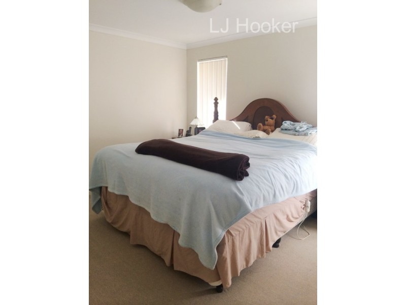 8 Indee Pass, Secret Harbour WA 6173