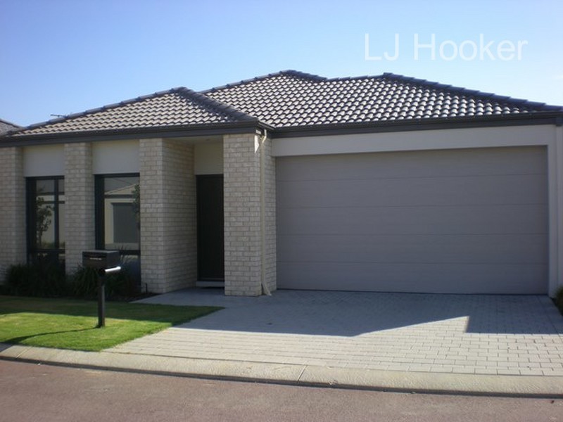 4/33 Kootingal Bend, Baldivis WA 6171