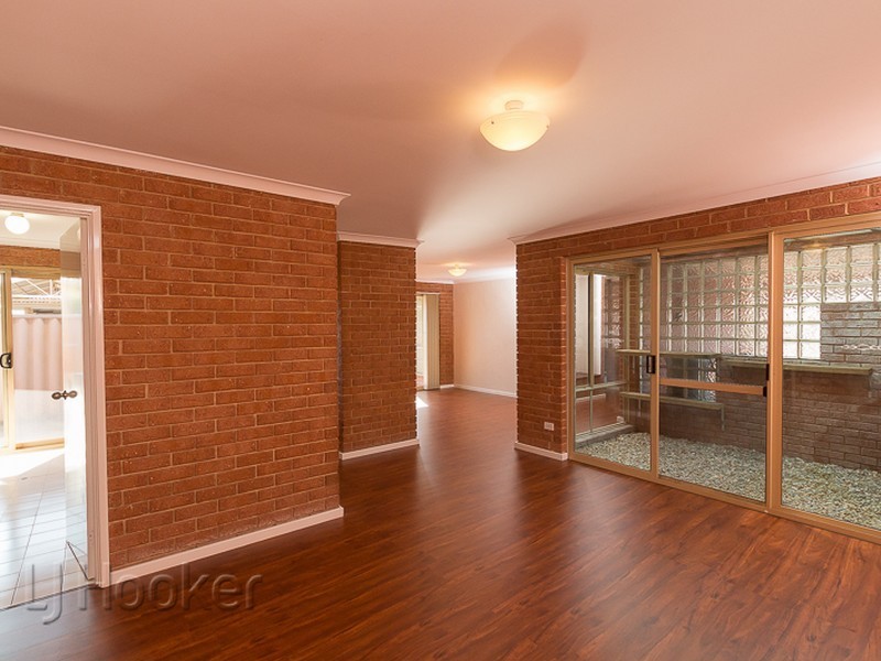 4B Boolardy Road, Golden Bay WA 6174