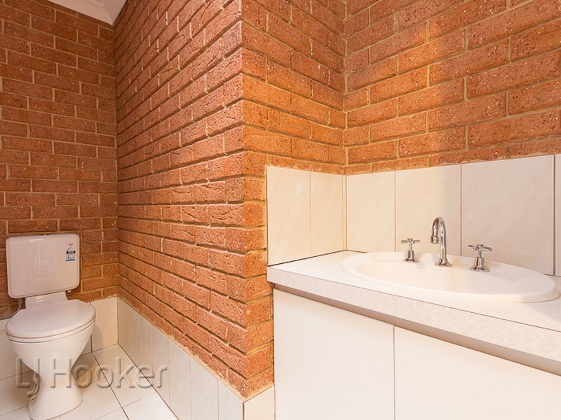 4B Boolardy Road, Golden Bay WA 6174