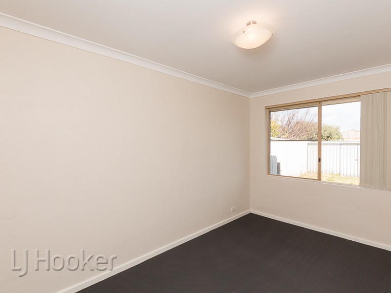 4B Boolardy Road, Golden Bay WA 6174