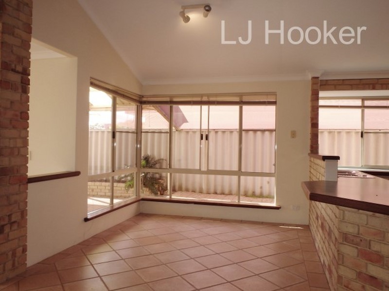 17 Canouan Loop, Secret Harbour WA 6173