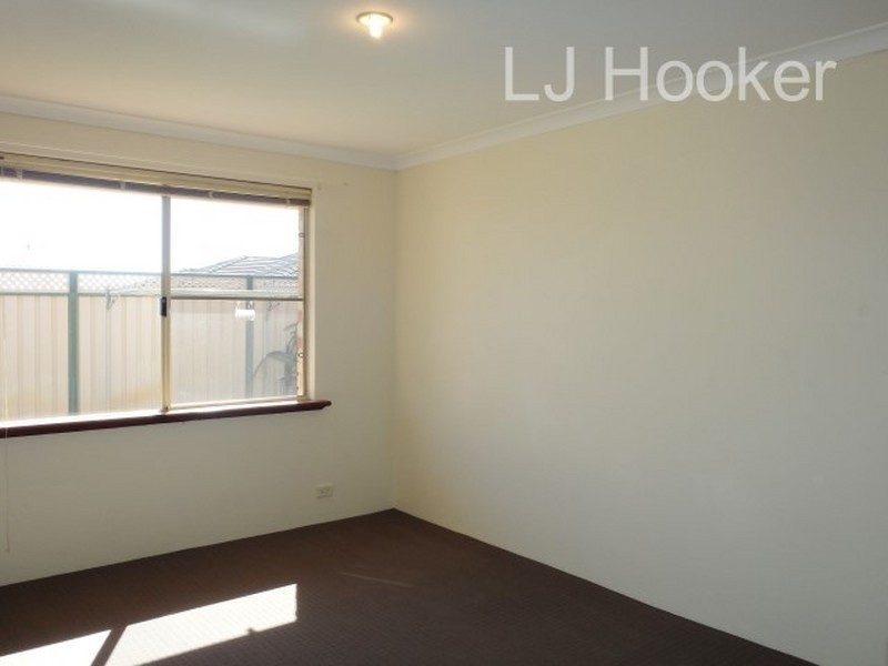 17 Canouan Loop, Secret Harbour WA 6173