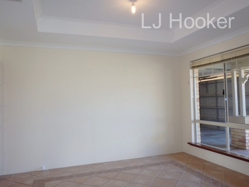 17 Canouan Loop, Secret Harbour WA 6173