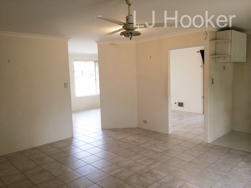 28 Moreton Crescent, Warnbro WA 6169