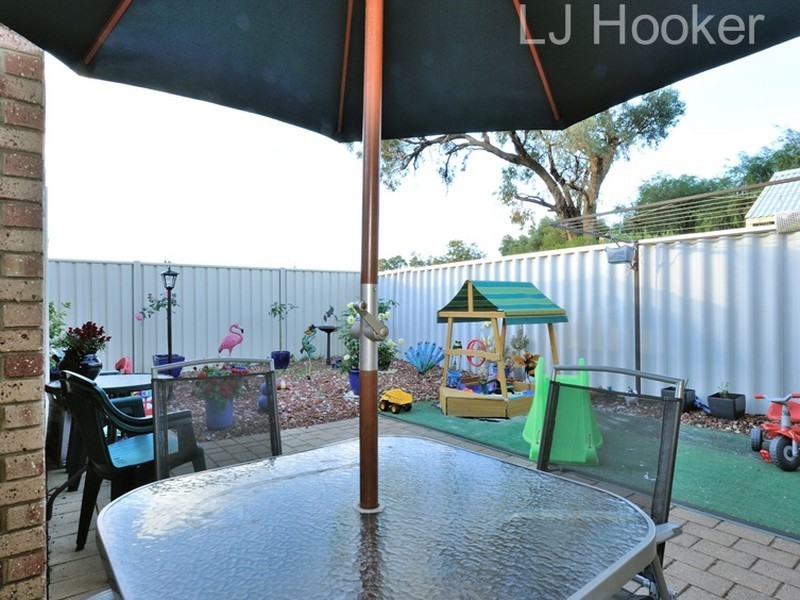 10/8 Merope Close, Rockingham WA 6168