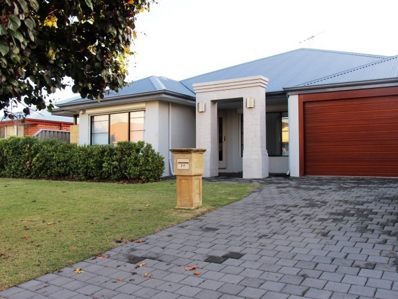 14 Maroubra Parade, Secret Harbour WA 6173