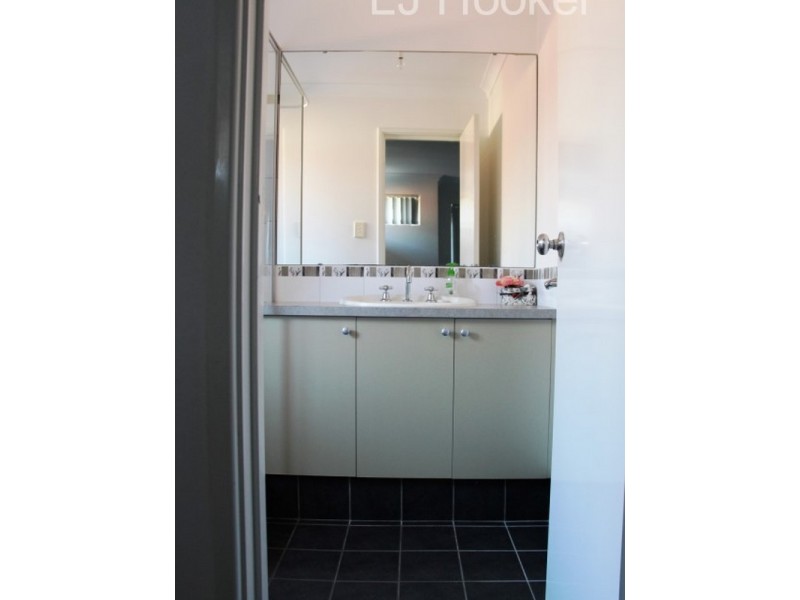 14 Maroubra Parade, Secret Harbour WA 6173