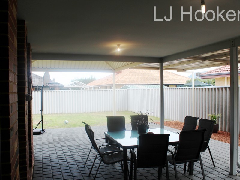14 Maroubra Parade, Secret Harbour WA 6173