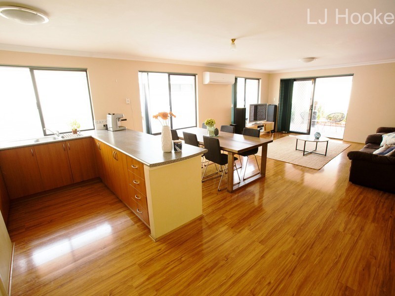 6 Barossa Approach, Rockingham WA 6168