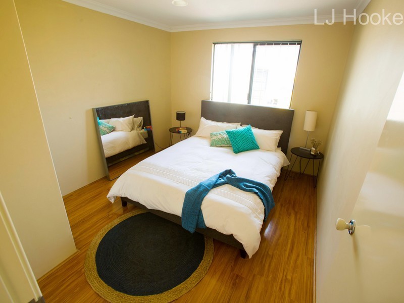 6 Barossa Approach, Rockingham WA 6168