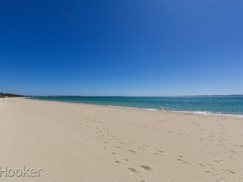 6 Barossa Approach, Rockingham WA 6168