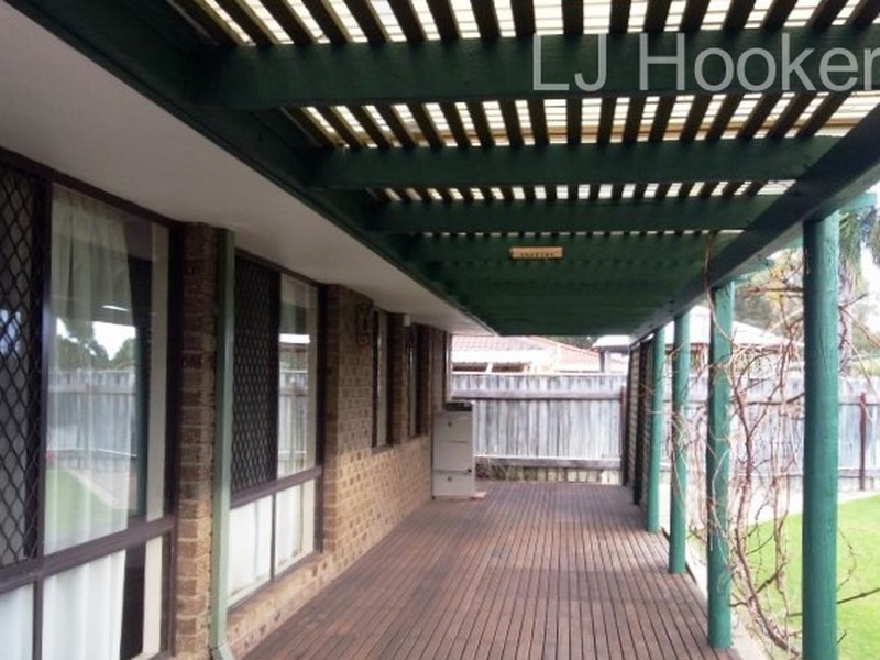 45 St Andrews Loop, Cooloongup WA 6168