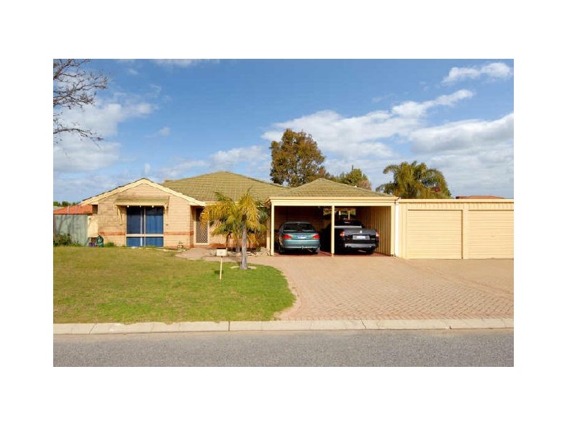 4 Avalon Place, Waikiki WA 6169