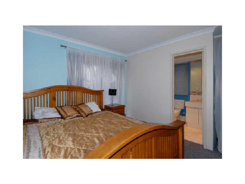 4 Avalon Place, Waikiki WA 6169