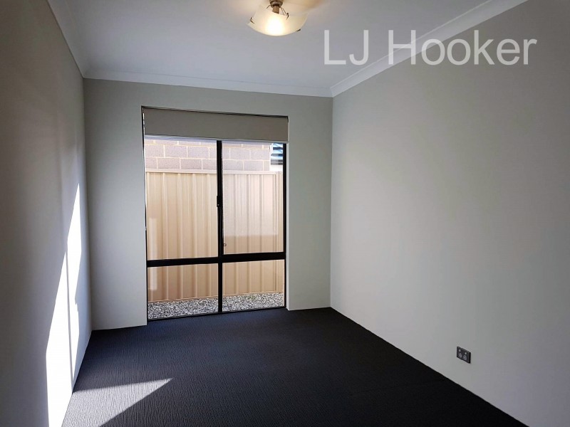 26 Aquamarine Parade, Karnup WA 6176