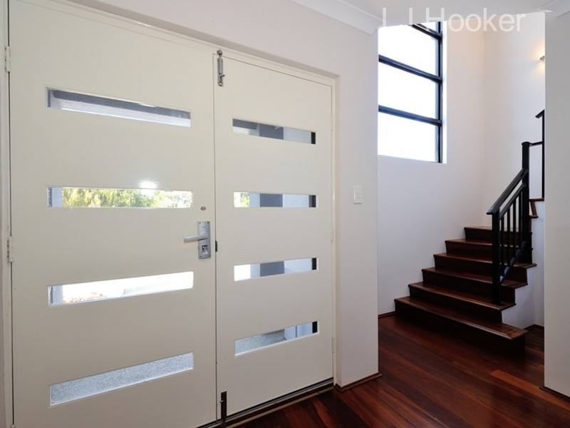 14 Emma Street, Rockingham WA 6168