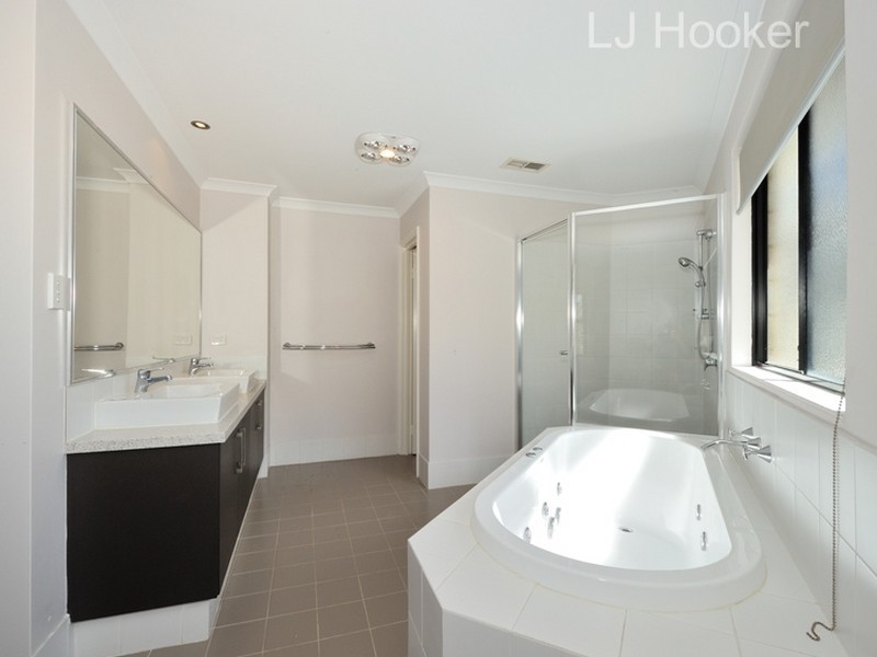 14 Emma Street, Rockingham WA 6168