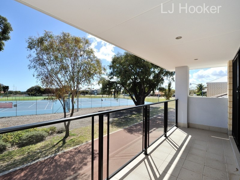 14 Emma Street, Rockingham WA 6168