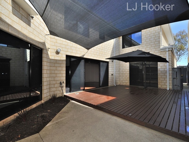 14 Emma Street, Rockingham WA 6168