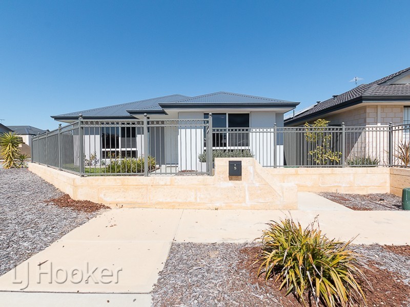 5 Gladstonbury Parade, Baldivis WA 6171