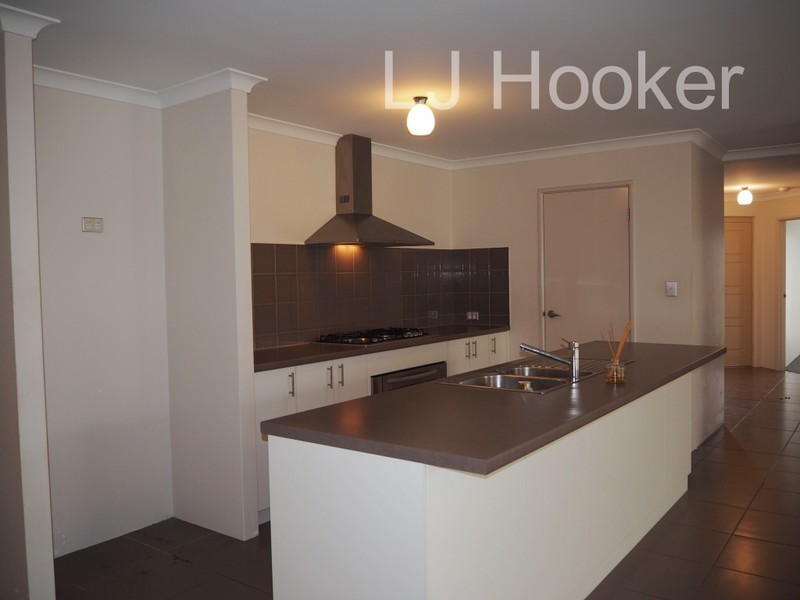 9 Kingfisher Way, Singleton WA 6175