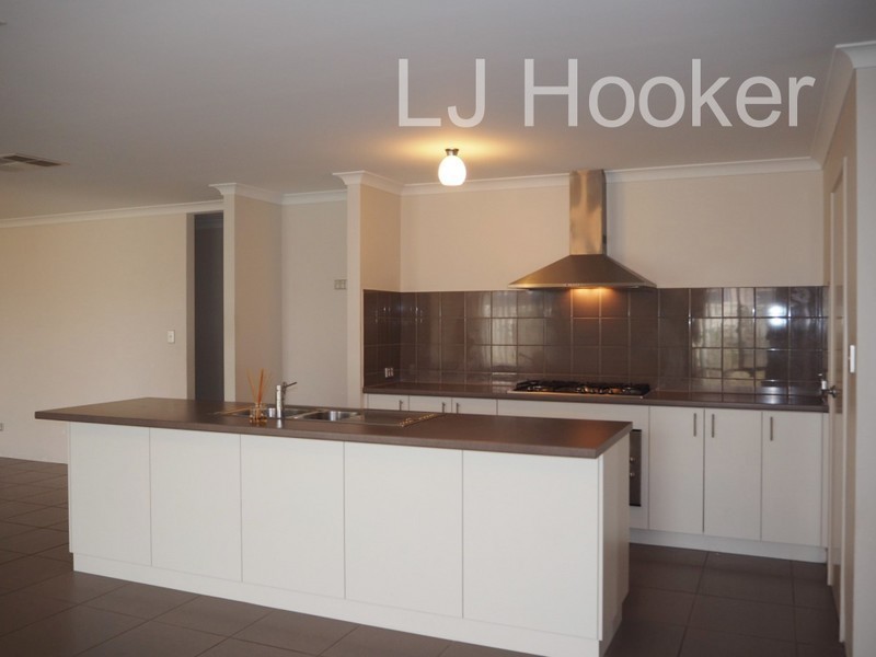 9 Kingfisher Way, Singleton WA 6175