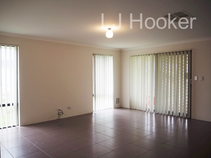 9 Kingfisher Way, Singleton WA 6175