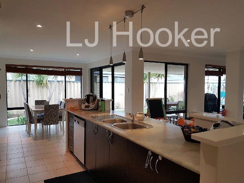 13 Freeling Road, Port Kennedy WA 6172