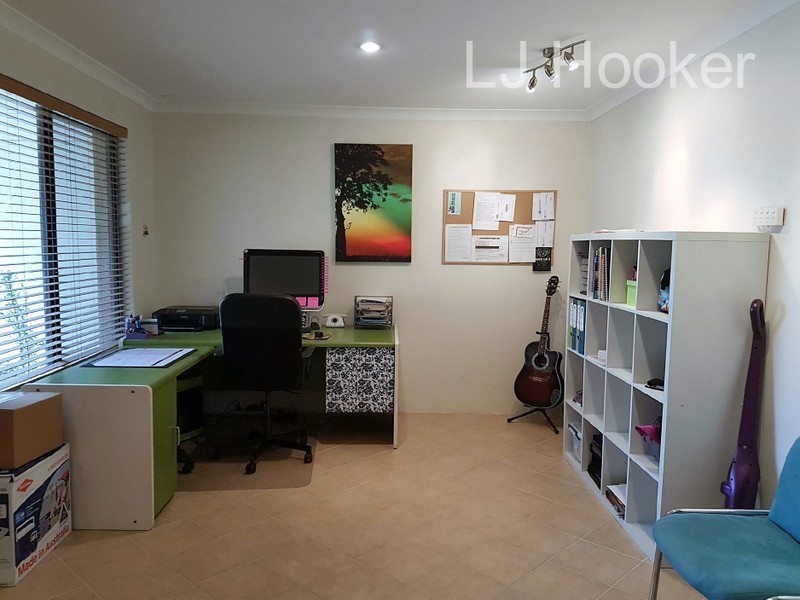 13 Freeling Road, Port Kennedy WA 6172