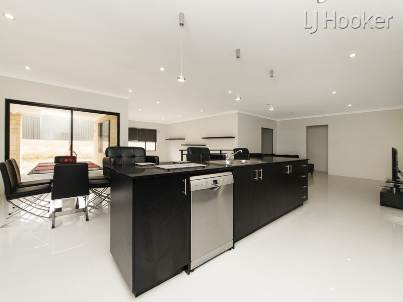 17 Sahara Drive, Baldivis WA 6171