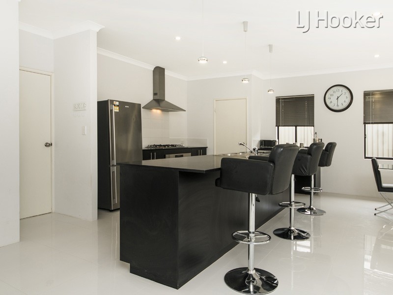 17 Sahara Drive, Baldivis WA 6171